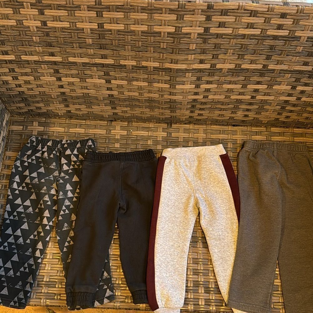 Boy pants bundle 4 - Picture 8 of 10